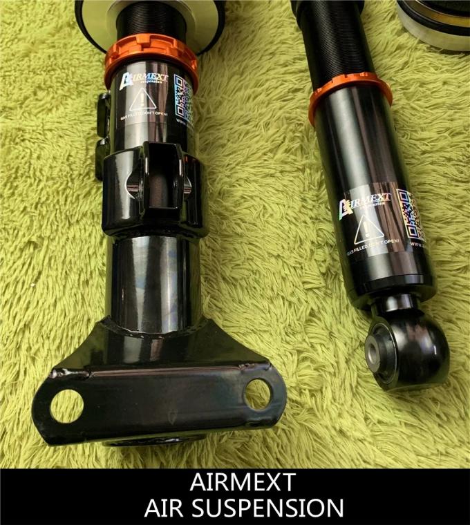 2018+王冠S220トヨタの空気懸濁液の空気ばねによっては真新しいがもったいぶって歩く 9